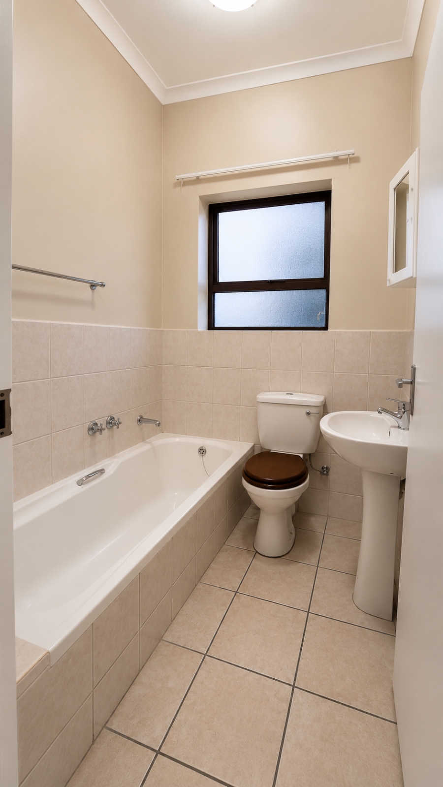 To Let 1 Bedroom Property for Rent in Brackenfell South Western Cape